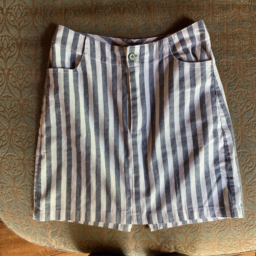 Brandy Melville skirt